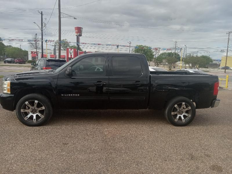 Chevrolet Silverado 1500 LTZ Crew Cab 2WD 2012