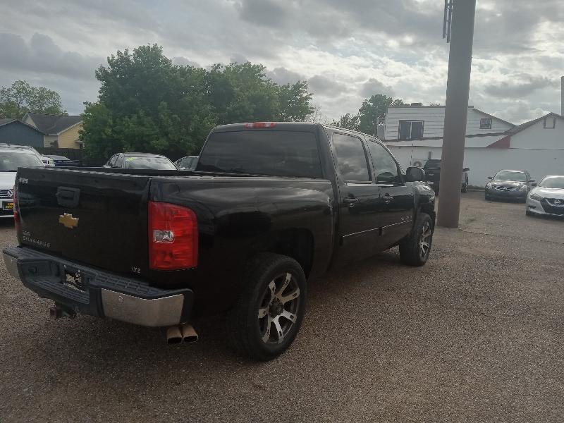 Chevrolet Silverado 1500 LTZ Crew Cab 2WD 2012
