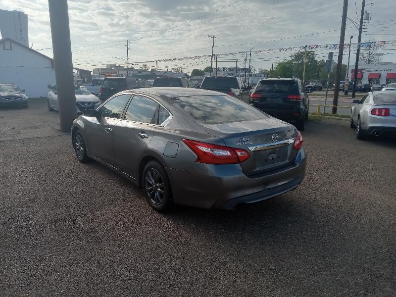 Nissan Altima 2.5 SR 2016