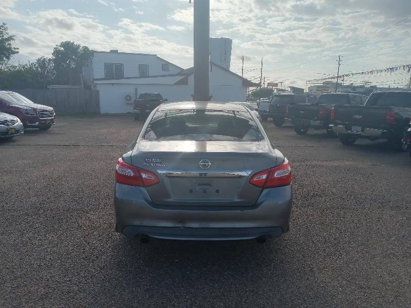 Nissan Altima 2.5 SR 2016