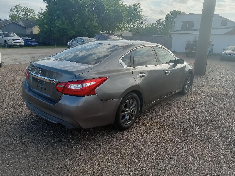 Nissan Altima 2.5 SR 2016
