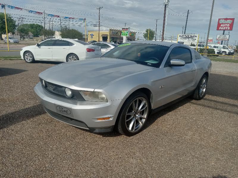 Ford Mustang GT Coupe 2012