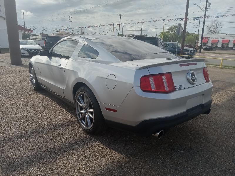 Ford Mustang GT Coupe 2012