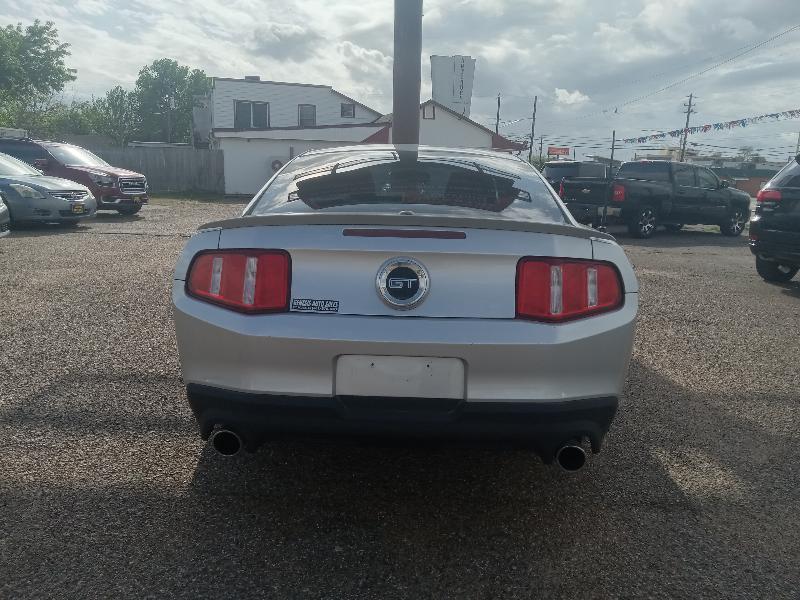Ford Mustang GT Coupe 2012