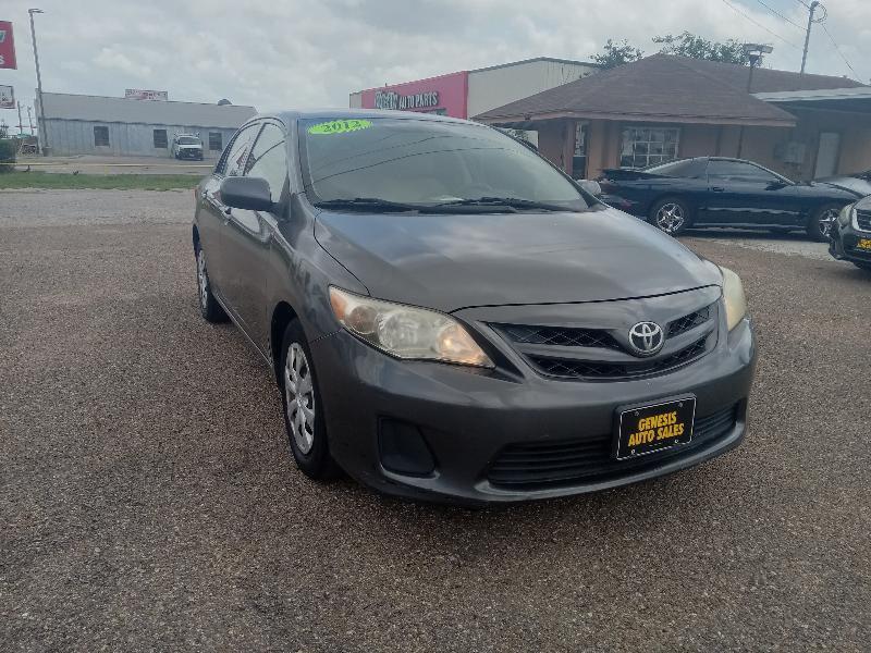 Toyota Corolla S 5-Speed MT 2012