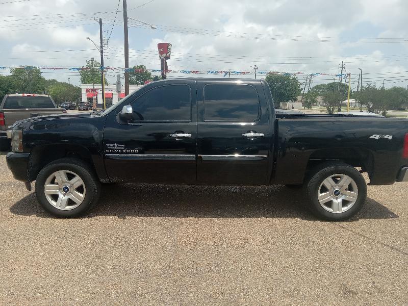 Chevrolet Silverado 1500 LT Crew Cab 4WD 2011