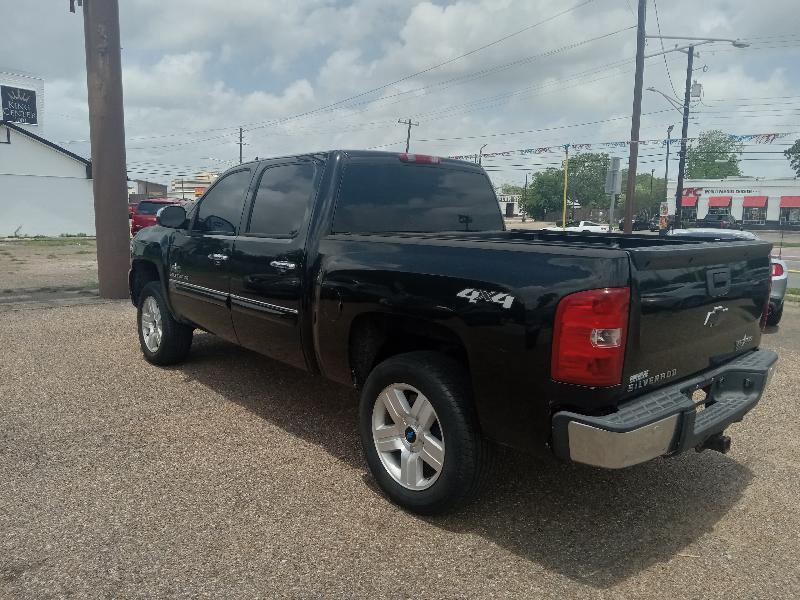 Chevrolet Silverado 1500 LT Crew Cab 4WD 2011
