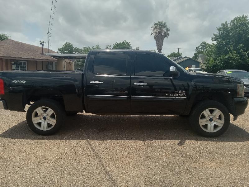 Chevrolet Silverado 1500 LT Crew Cab 4WD 2011