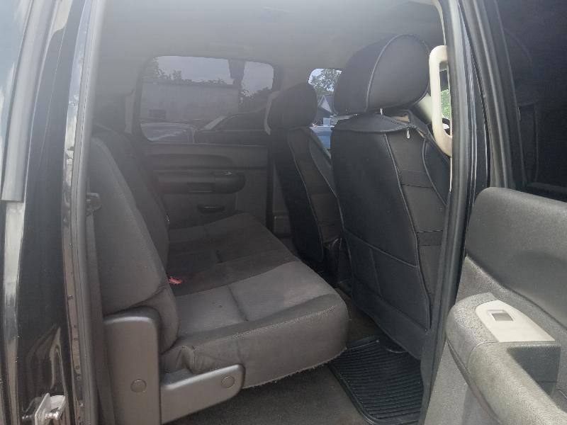 Chevrolet Silverado 1500 LT Crew Cab 4WD 2011