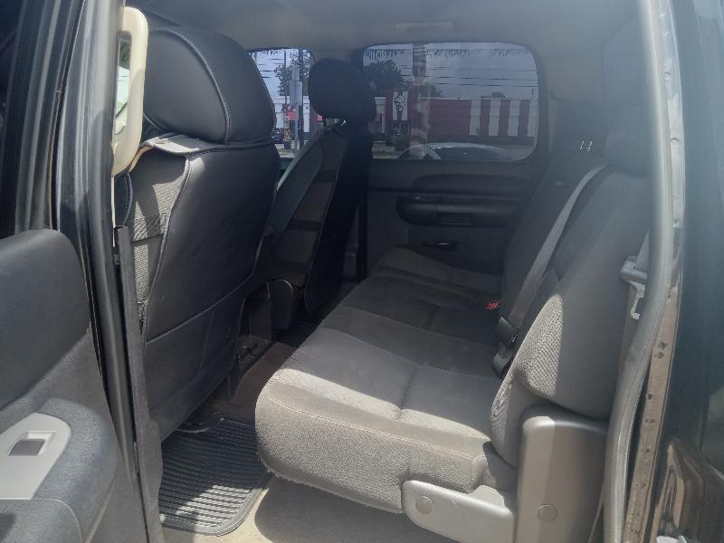 Chevrolet Silverado 1500 LT Crew Cab 4WD 2011