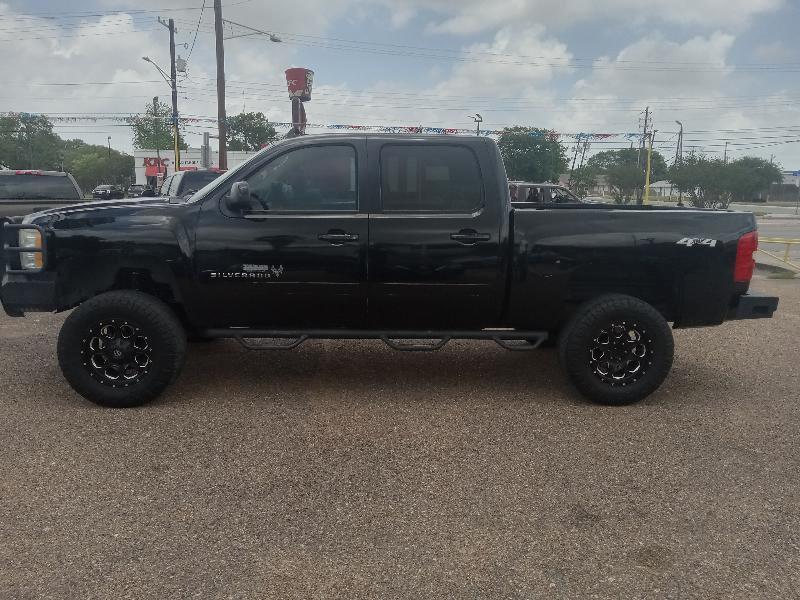 Chevrolet Silverado 1500 LTZ Crew Cab 4WD 2013