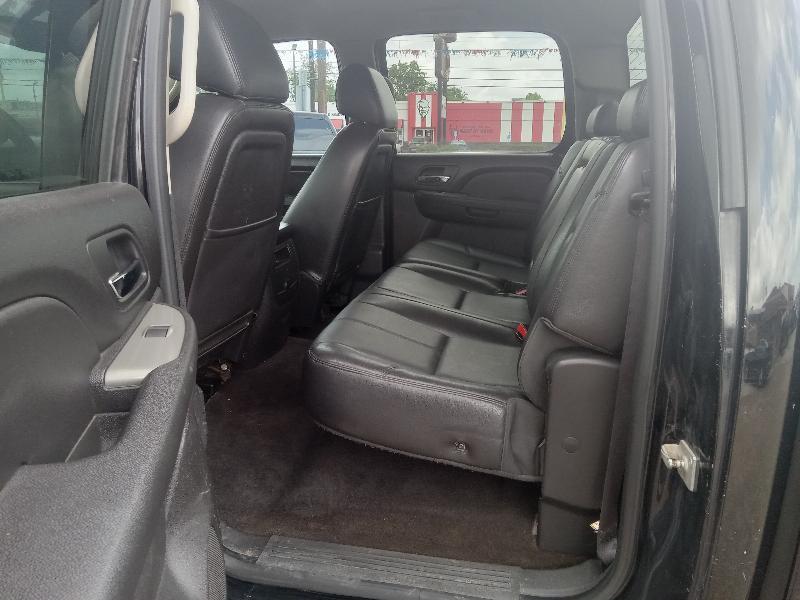Chevrolet Silverado 1500 LTZ Crew Cab 4WD 2013