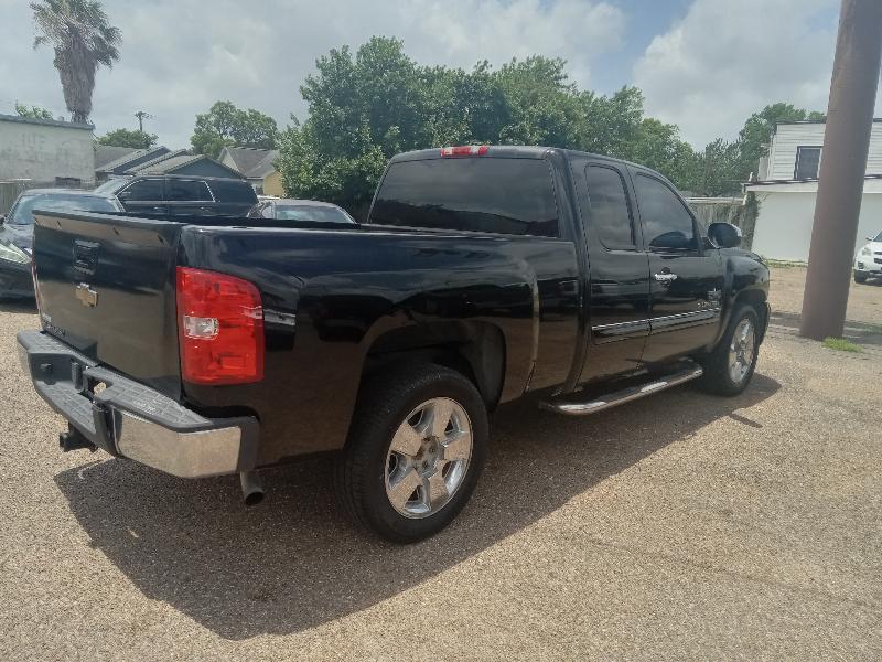 Chevrolet Silverado 1500 LT Ext. Cab Long Box 2WD 2011