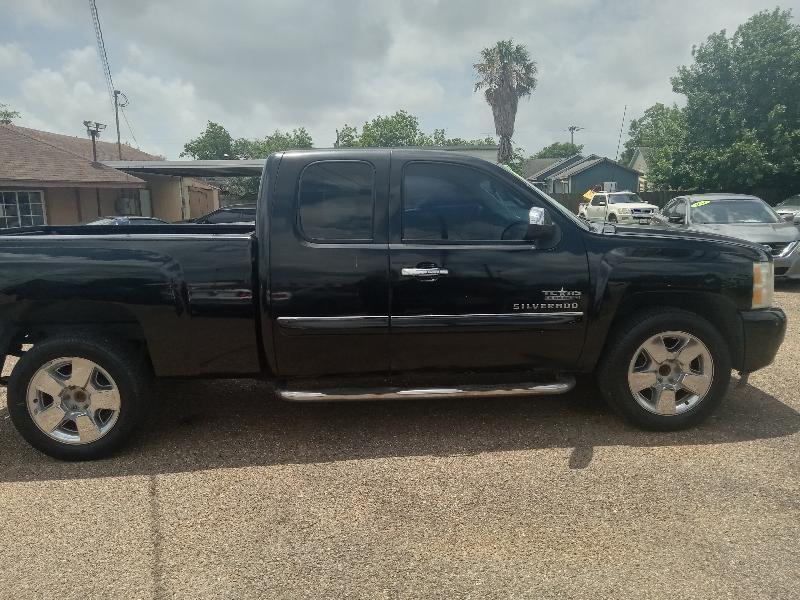 Chevrolet Silverado 1500 LT Ext. Cab Long Box 2WD 2011