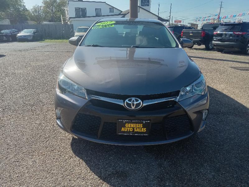 Toyota Camry SE 2017