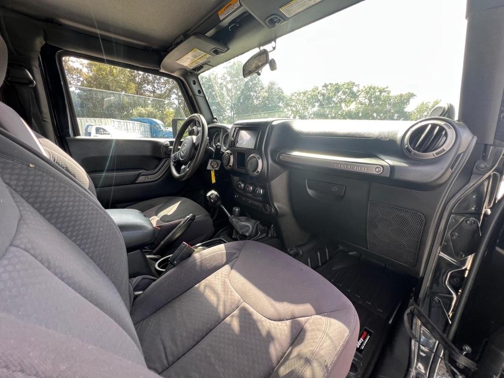 Jeep Wrangler Sport 4WD 2013