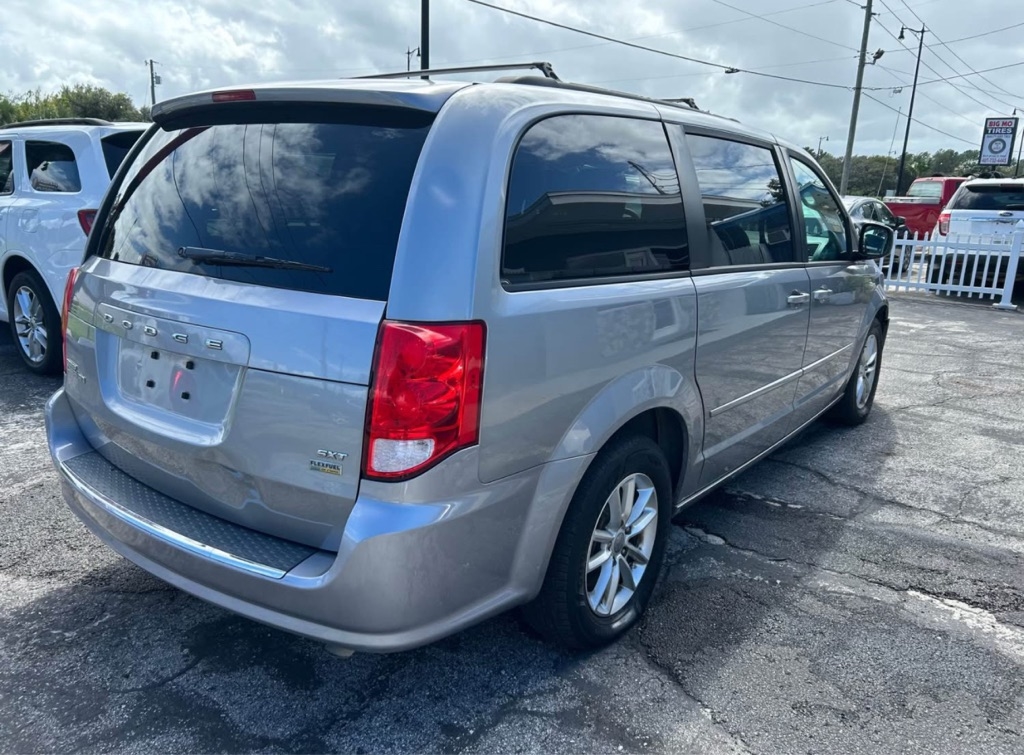 Dodge Grand Caravan SXT 2015