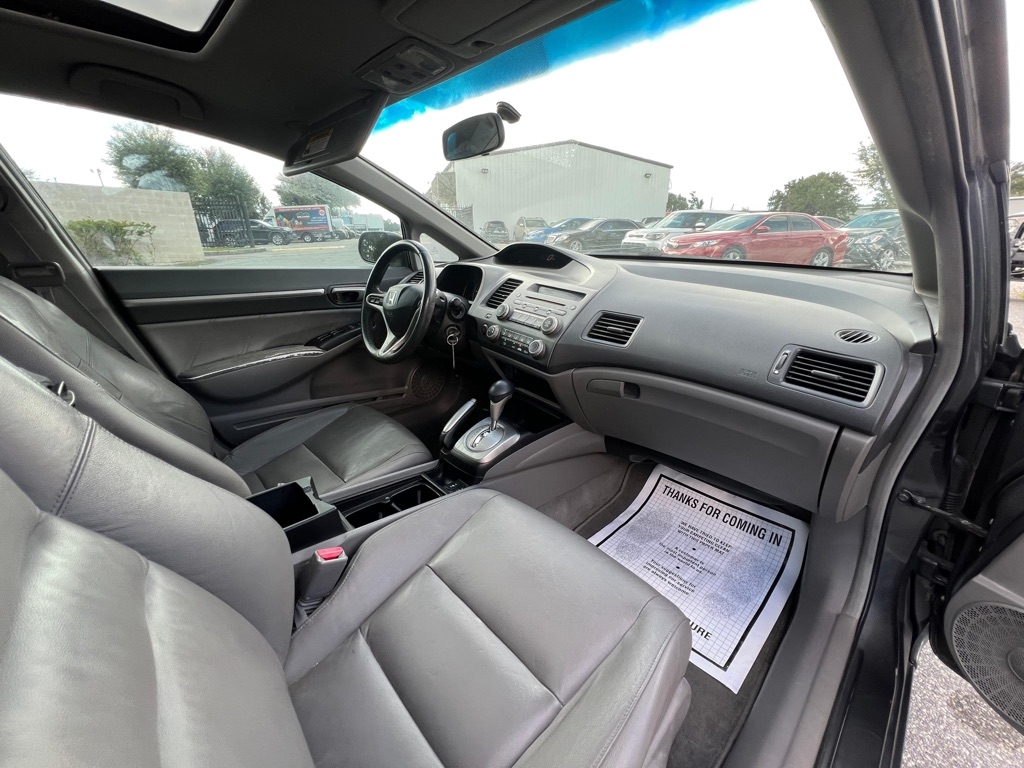 Honda Civic EX-L Sedan 5-Speed AT 2010