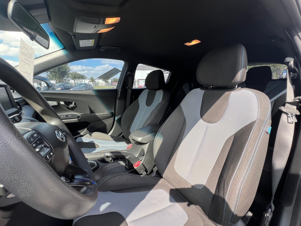 Hyundai Veloster 2.0 6A 2021