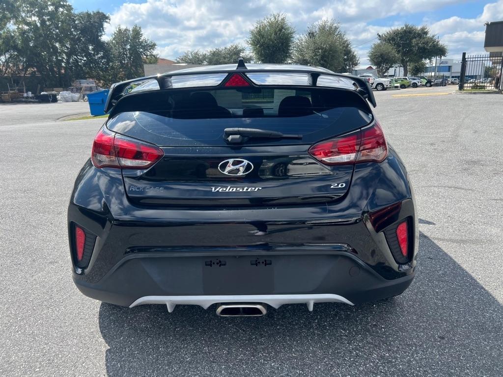 Hyundai Veloster 2.0 6A 2021