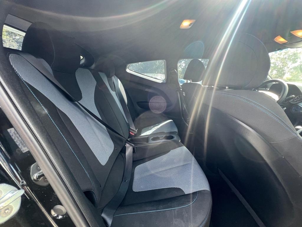 Hyundai Veloster 2.0 6A 2021