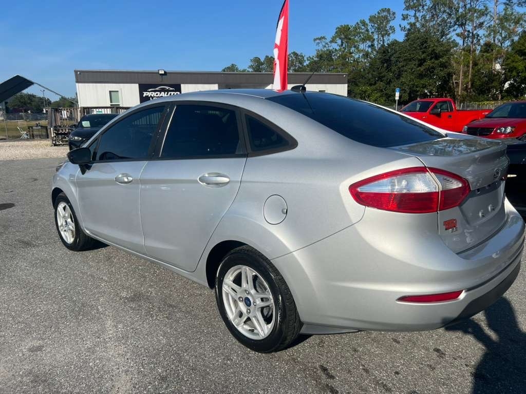 Ford Fiesta SE Sedan 2018