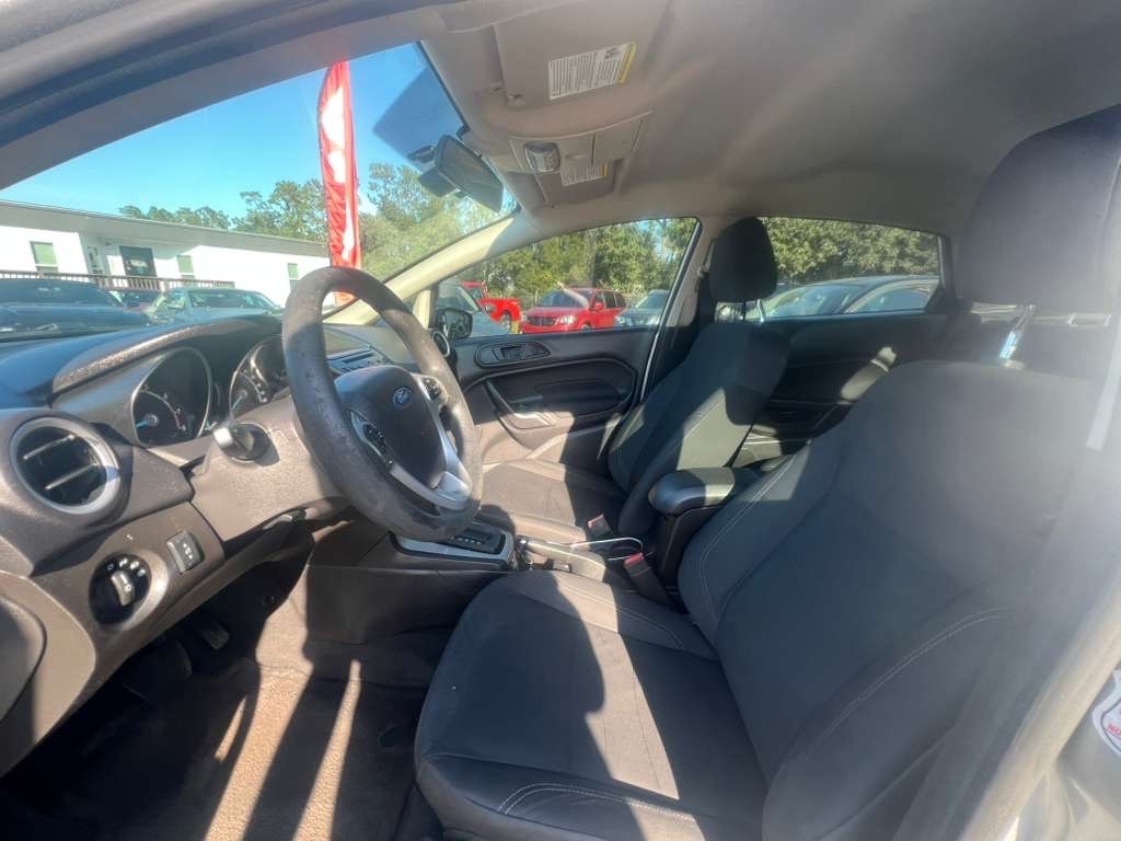 Ford Fiesta SE Sedan 2018