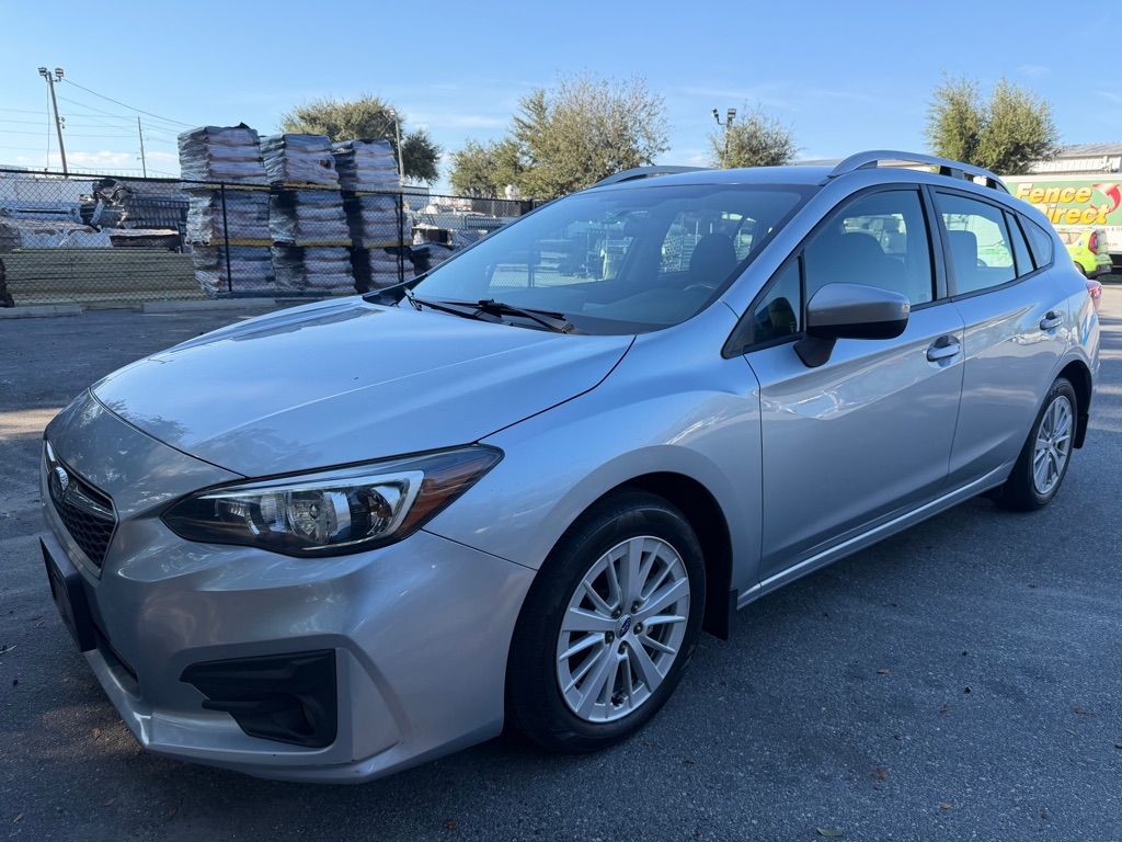 2018 Subaru Impreza Premium's photo