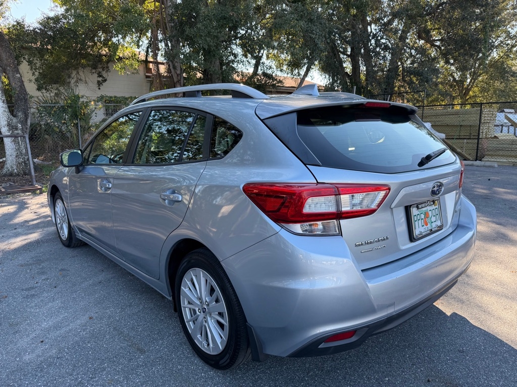 Subaru Impreza 2.0i Premium CVT 5-Door 2018