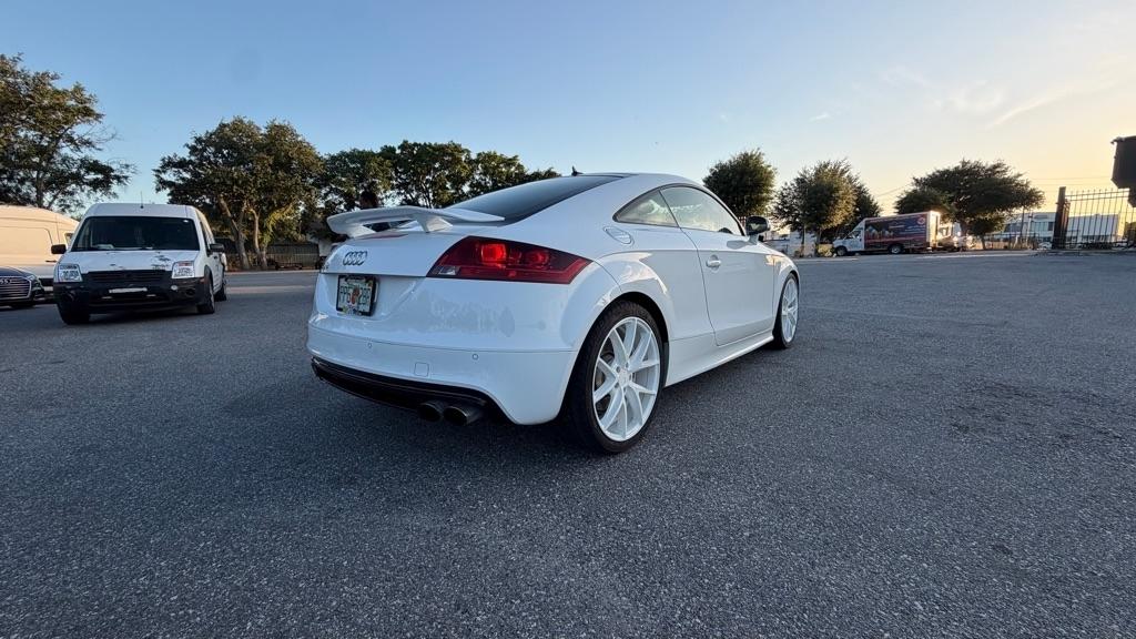 Audi TT S 2.0T quattro S tronic 2012