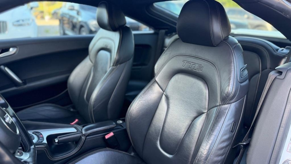 Audi TT S 2.0T quattro S tronic 2012