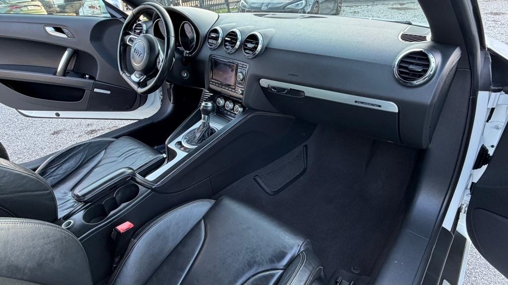 Audi TT S 2.0T quattro S tronic 2012