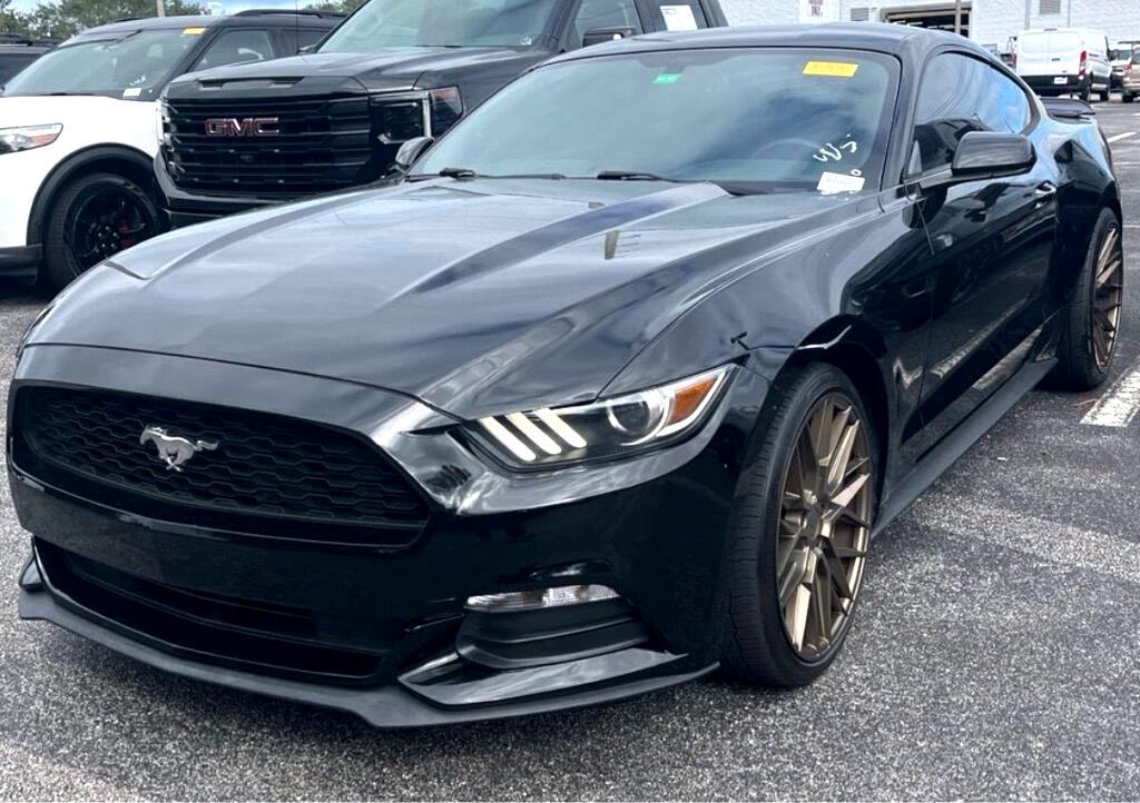 2017 Ford Mustang V6