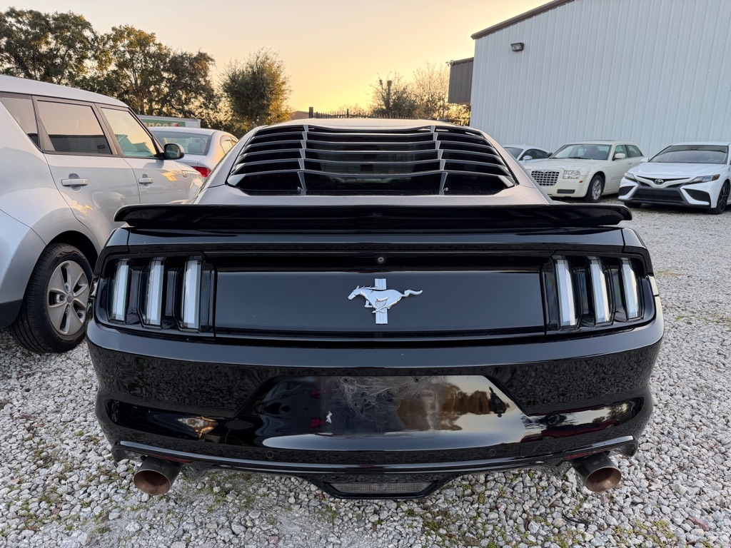 Ford Mustang V6 Coupe 2017