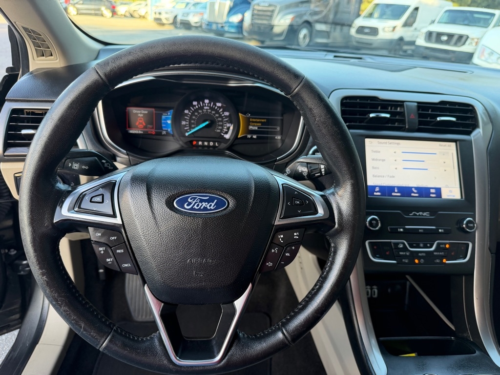 Ford Fusion SEL 2020