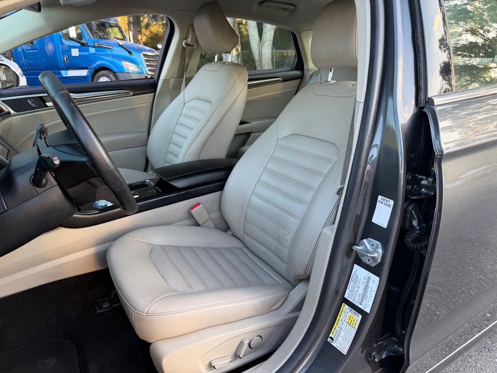 Ford Fusion SEL 2020