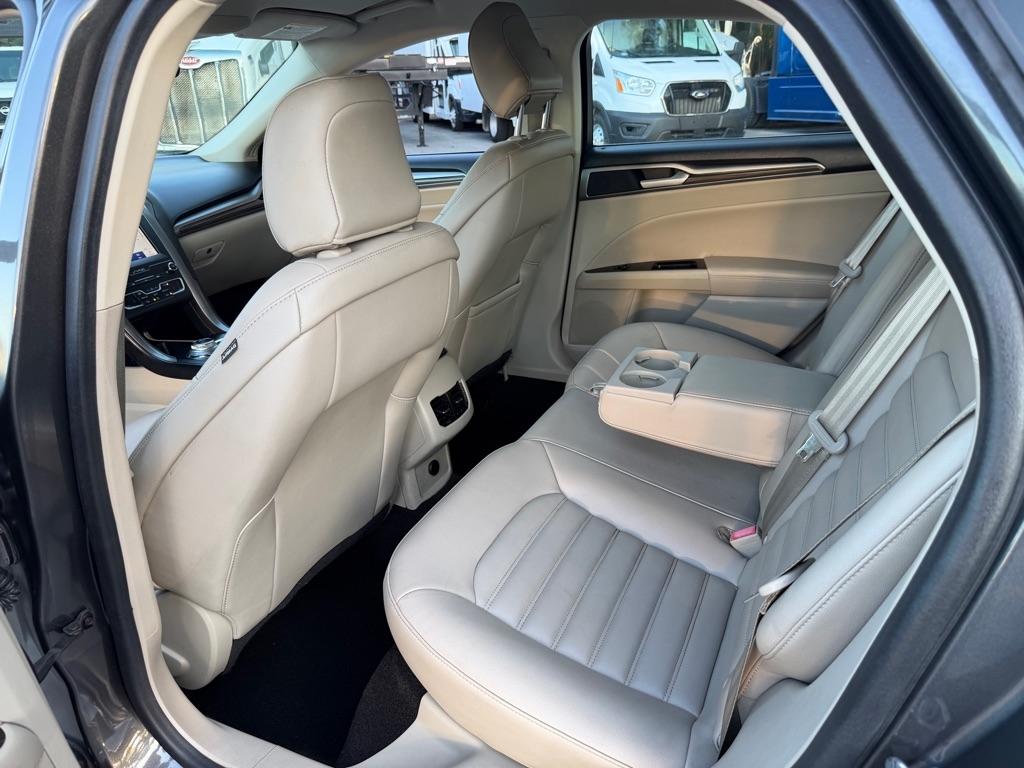 Ford Fusion SEL 2020