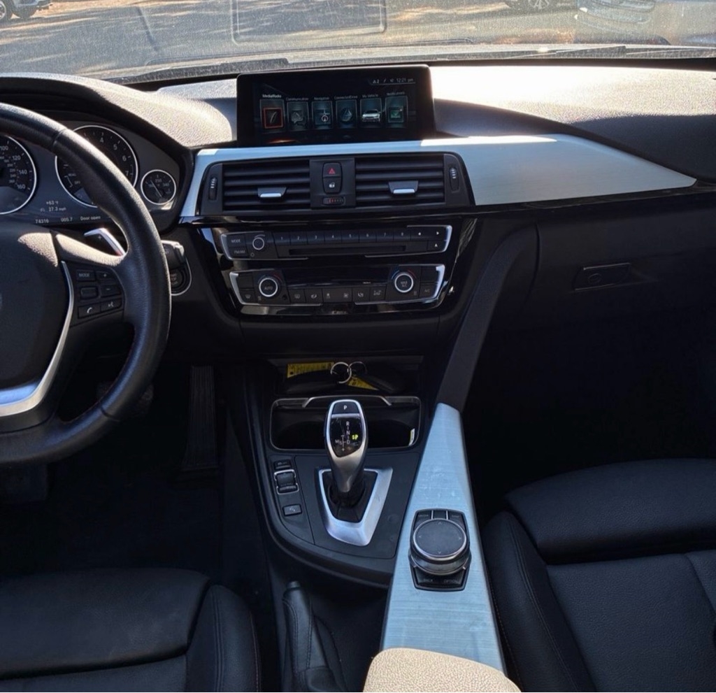 BMW 3-Series 330i SULEV Sedan 2017