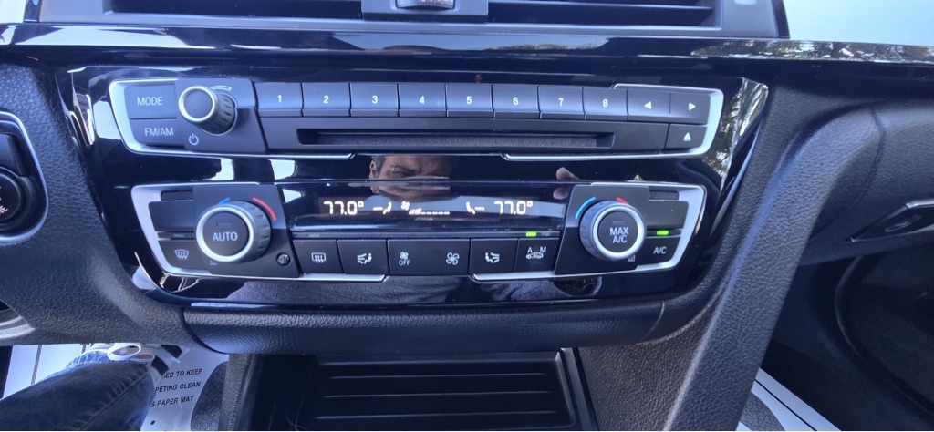 BMW 3-Series 330i SULEV Sedan 2017