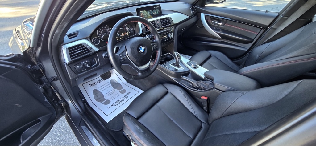 BMW 3-Series 330i SULEV Sedan 2017