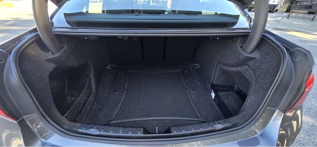 BMW 3-Series 330i SULEV Sedan 2017