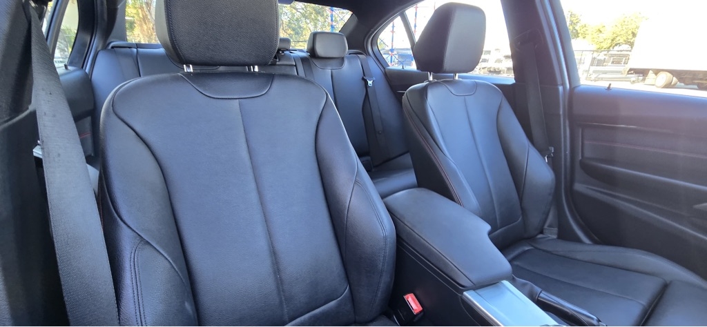 BMW 3-Series 330i SULEV Sedan 2017