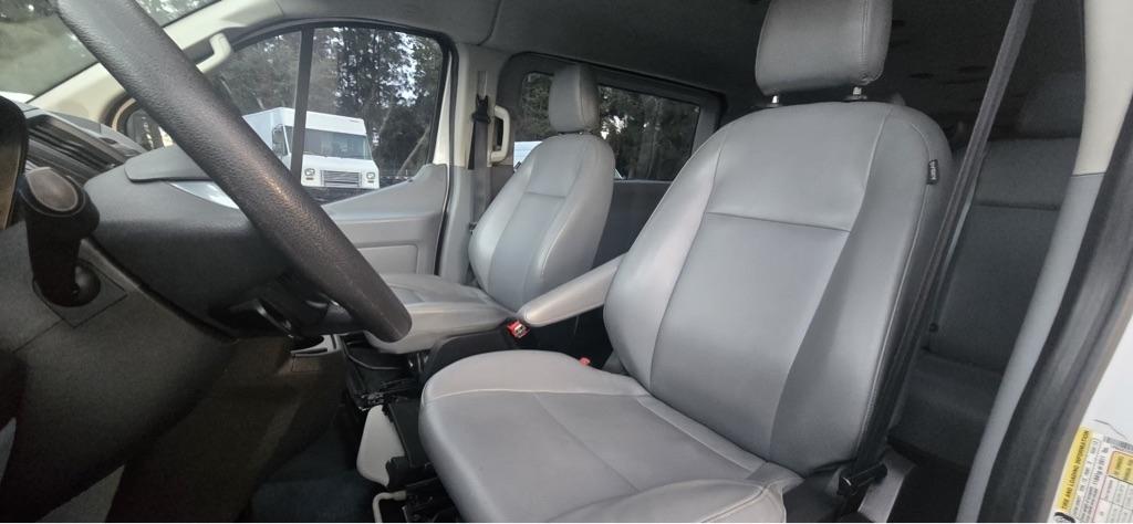 Ford Transit 350 Wagon Low Roof XL w/Sliding Pass. 148-in. WB 2015