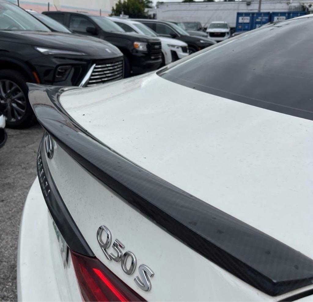 Infiniti Q50 3.0t LUXE 2020