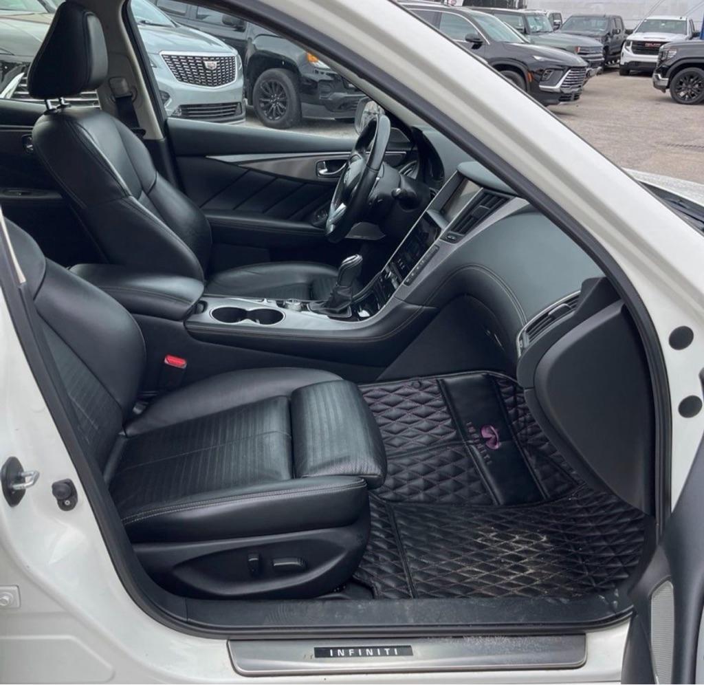 Infiniti Q50 3.0t LUXE 2020