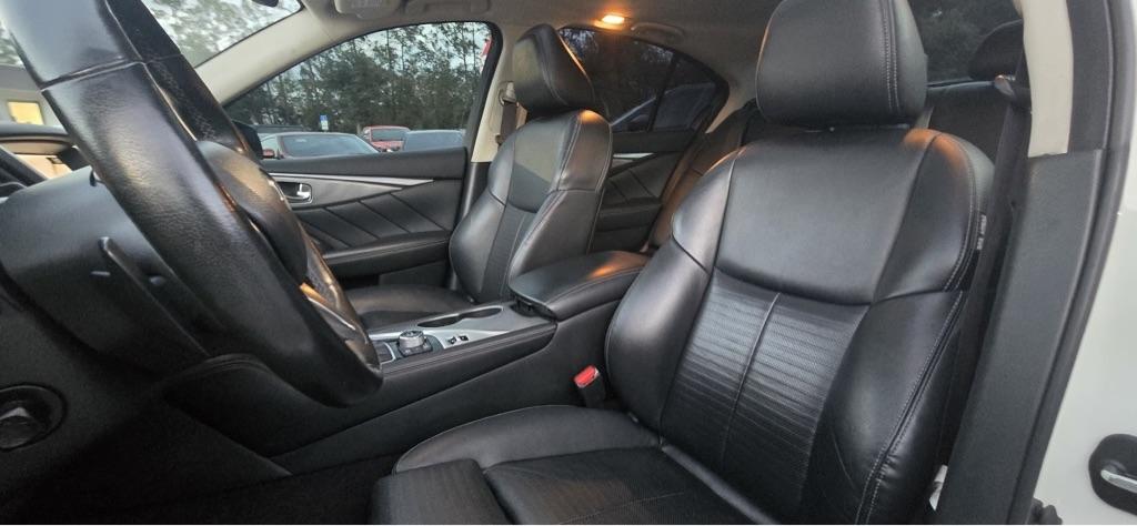 Infiniti Q50 3.0t LUXE 2020