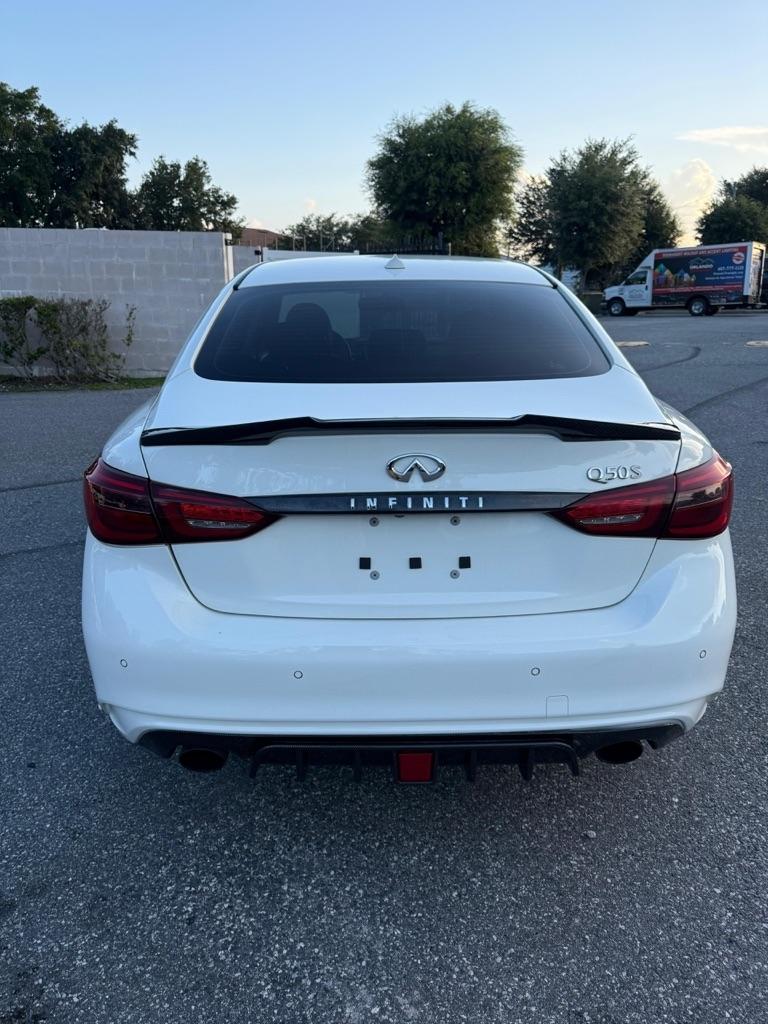 Infiniti Q50 3.0t LUXE 2020