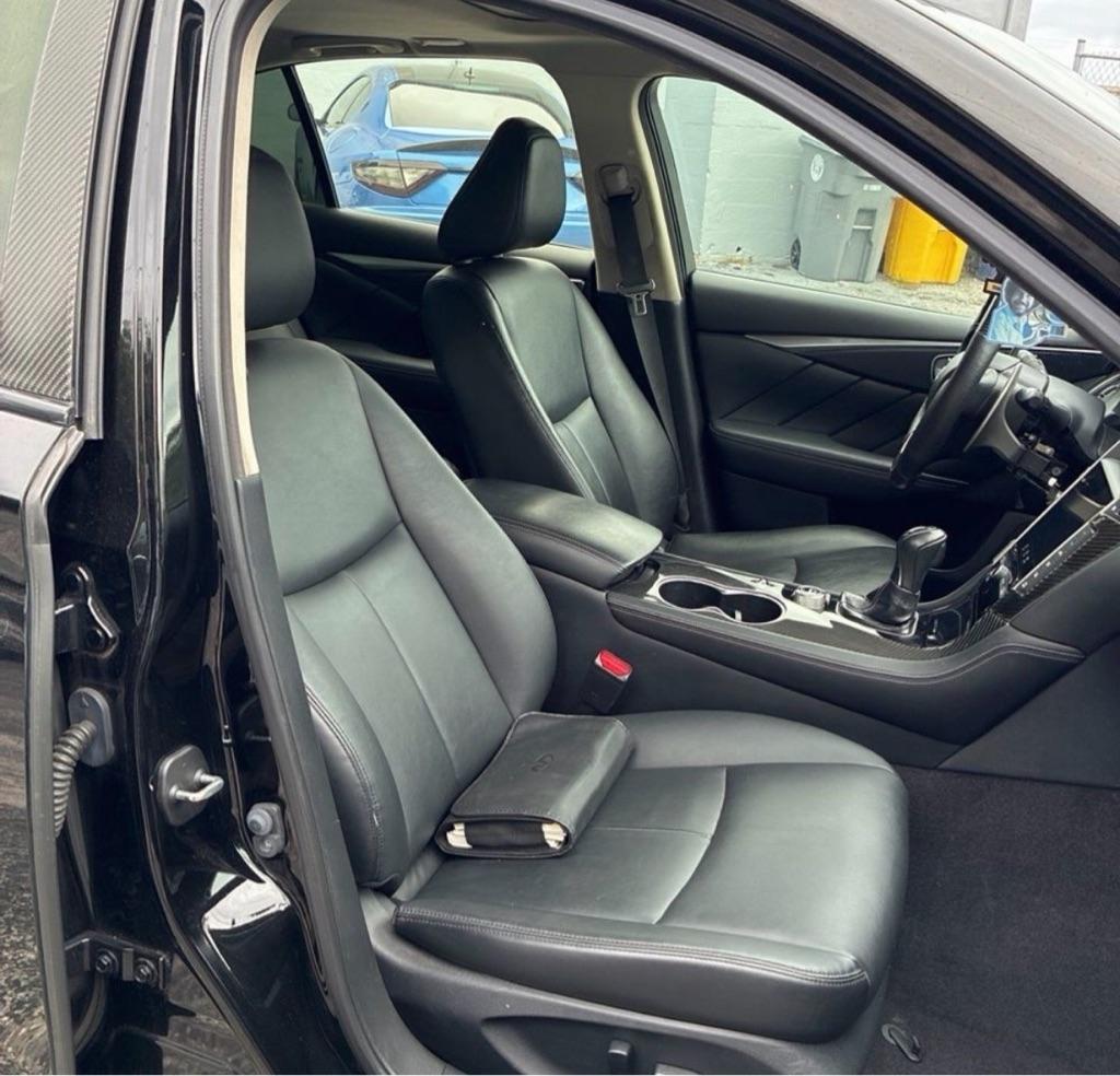 Infiniti Q50 Base AWD 2015