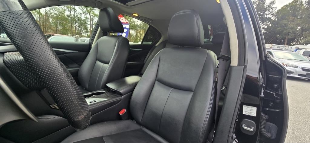 Infiniti Q50 Base AWD 2015