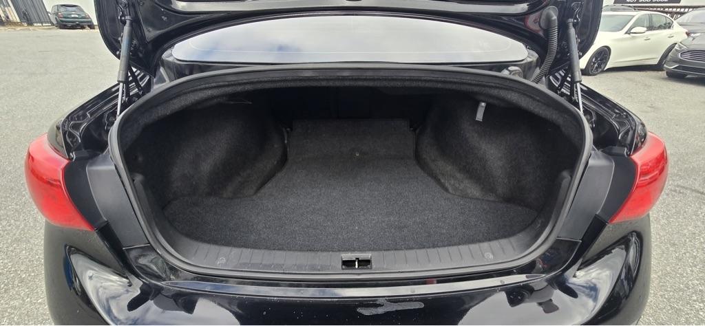 Infiniti Q50 Base AWD 2015